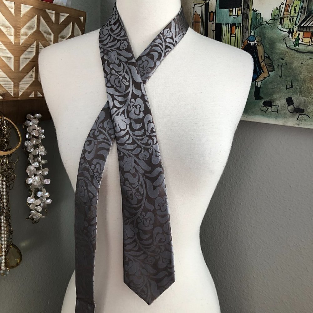 BCBG Attitude Men's Silk Skinny Necktie Taupe & Purple Floral Jacquard Tie